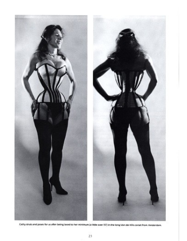 Body Play Vol.1 No.3