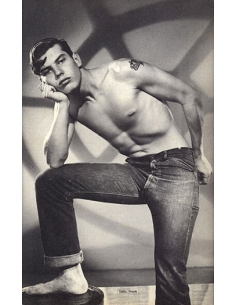 Physique Pictorial Vol.10 No.02 2