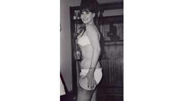 Beautiful Britons No.157