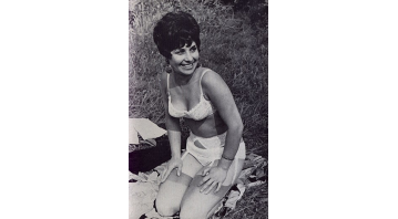 Beautiful Britons No.156