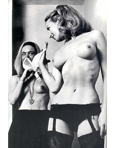 Torso No.09 © RamBooks