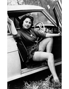 Girly No.21 © RamBooks 2