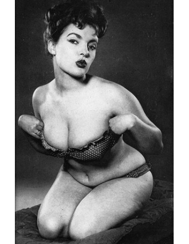 Frills No.14 © RamBooks