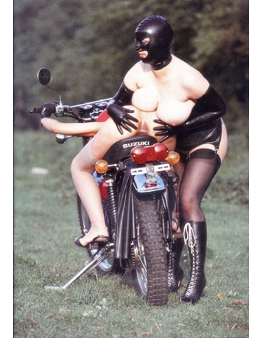 Amazons Extra No.11 © RamBooks