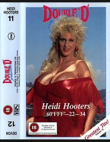 Heidi Hooters